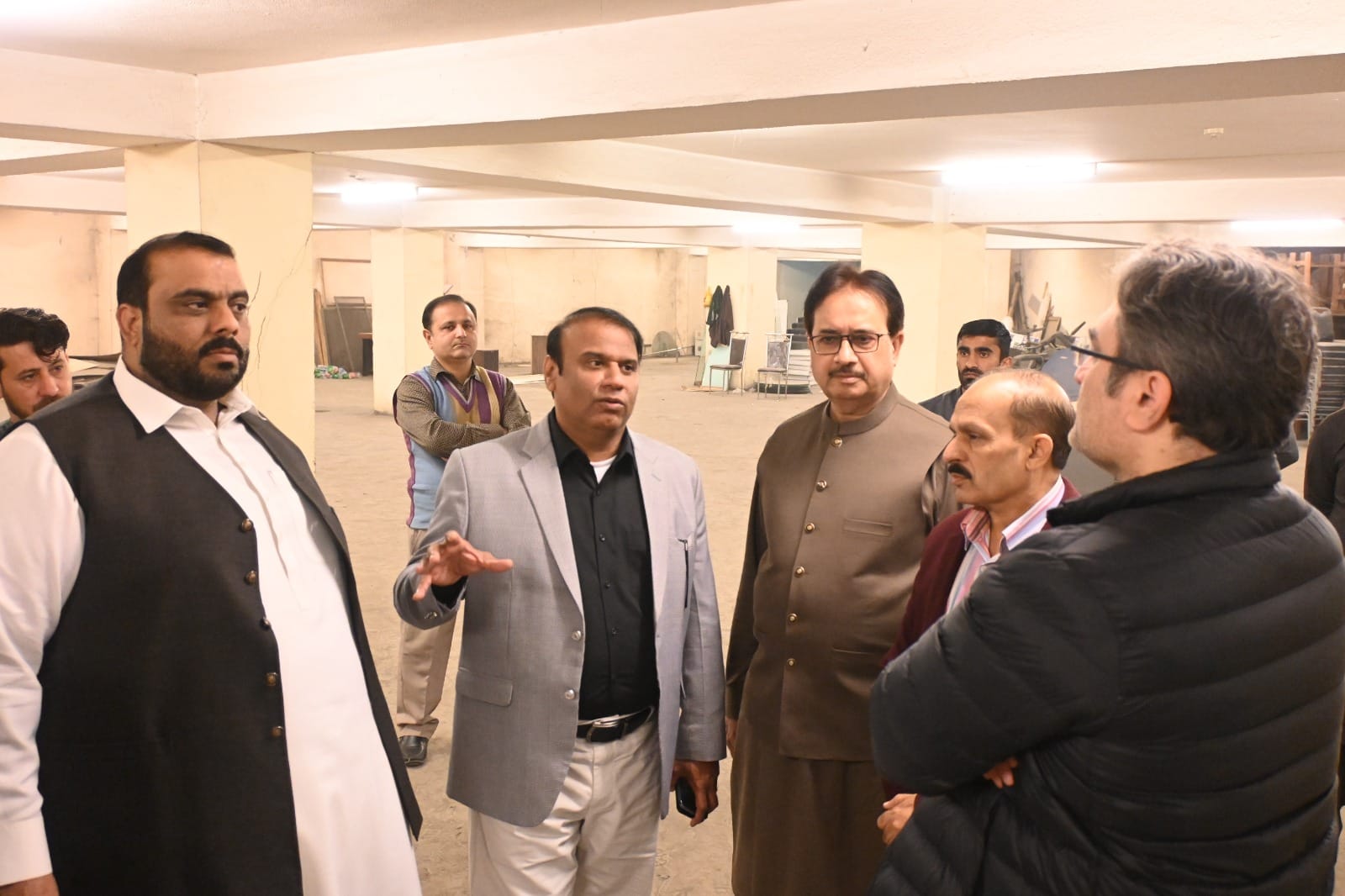 DC Gujranwala visited GCCI.